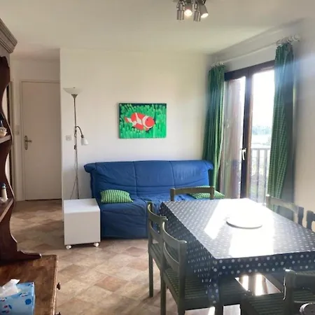 3 Pieces Spacieux Avec Balcon Pres De La - Fr-1-712-29 Villers-sur-Mer